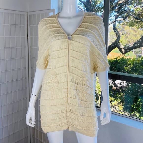 KUNA Womens Cardigan w/ Single Abalone Button, S / M. - Picture 1 of 4